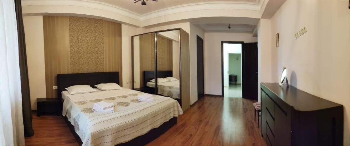 1 Bedroom Unit With Patio Tbilisi Exterior foto
