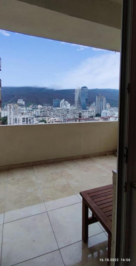 1 Bedroom Unit With Patio Tbilisi Exterior foto